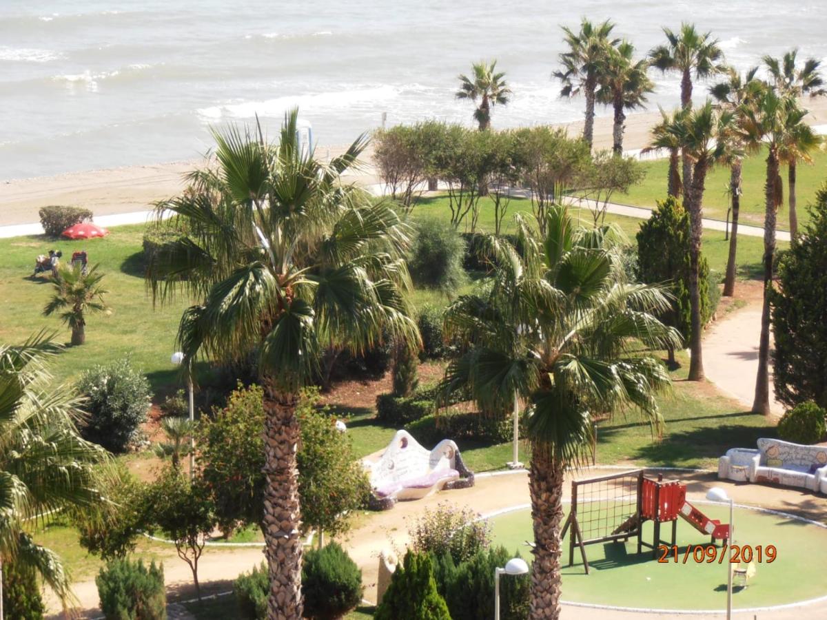 Bonito apartamento en Marina D'or [1ra línea de playa] Oropesa del Mar Exterior foto